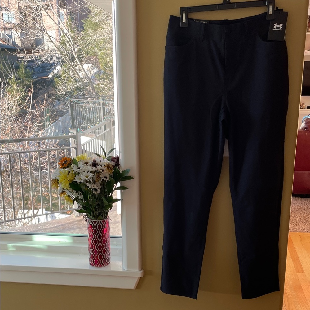 NWT Under Armour  Black Performance Pants